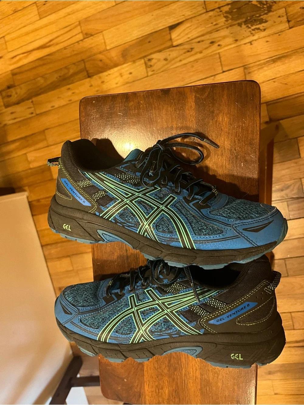 Asics Gel-Venture 6 Women’s Athletic Shoe - size 9 Blue/Teal/Black